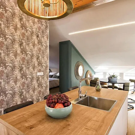 Chezmoihomes Premium Loft Private Terrace *